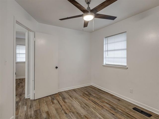 9 Vine Street, Yukon, OK 73099