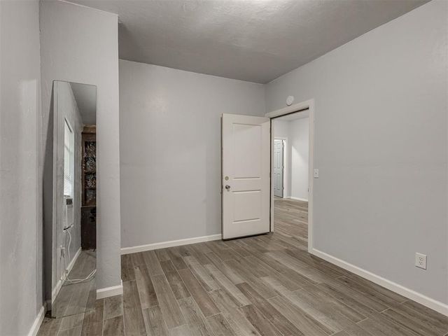 9 Vine Street, Yukon, OK 73099