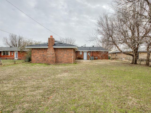 9 Vine Street, Yukon, OK 73099