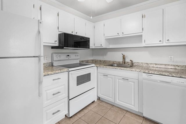 1901 ANDOVER WAY 38, Sun City Center, FL 33573