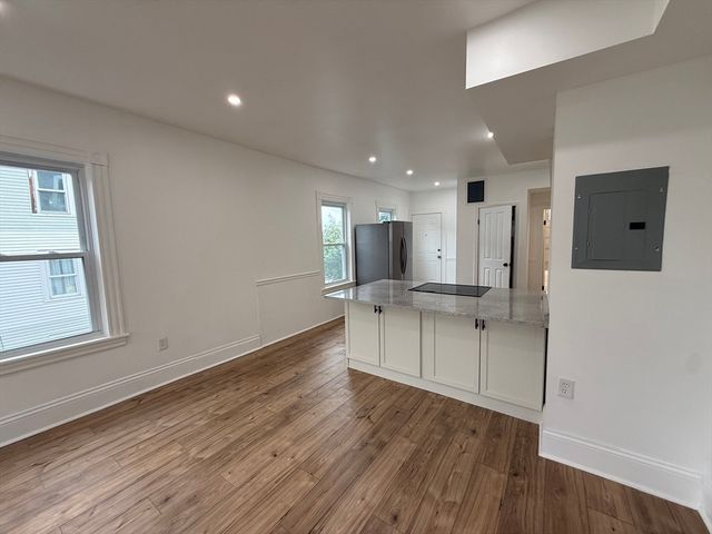 19 Reeves St 2, Worcester, MA 01607