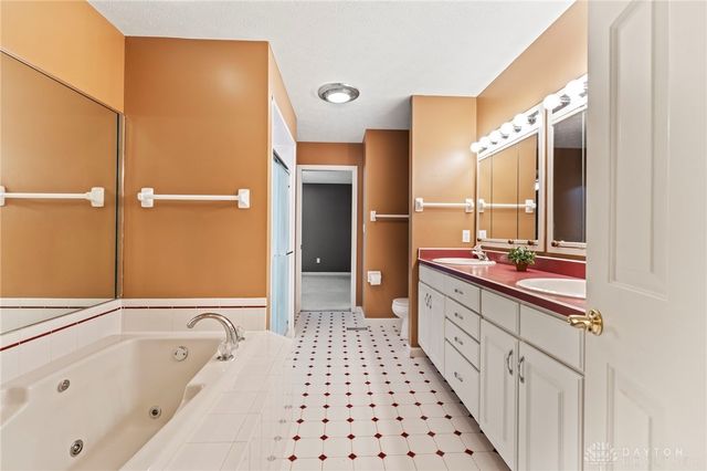 822 Waldsmith Way, Vandalia, OH 45377