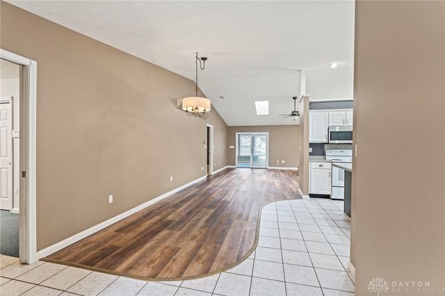 822 Waldsmith Way, Vandalia, OH 45377