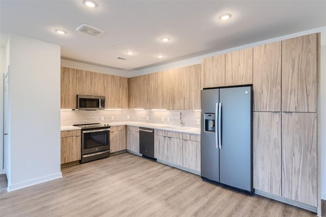 4802 S Congress Ave 305, Austin, TX 78745