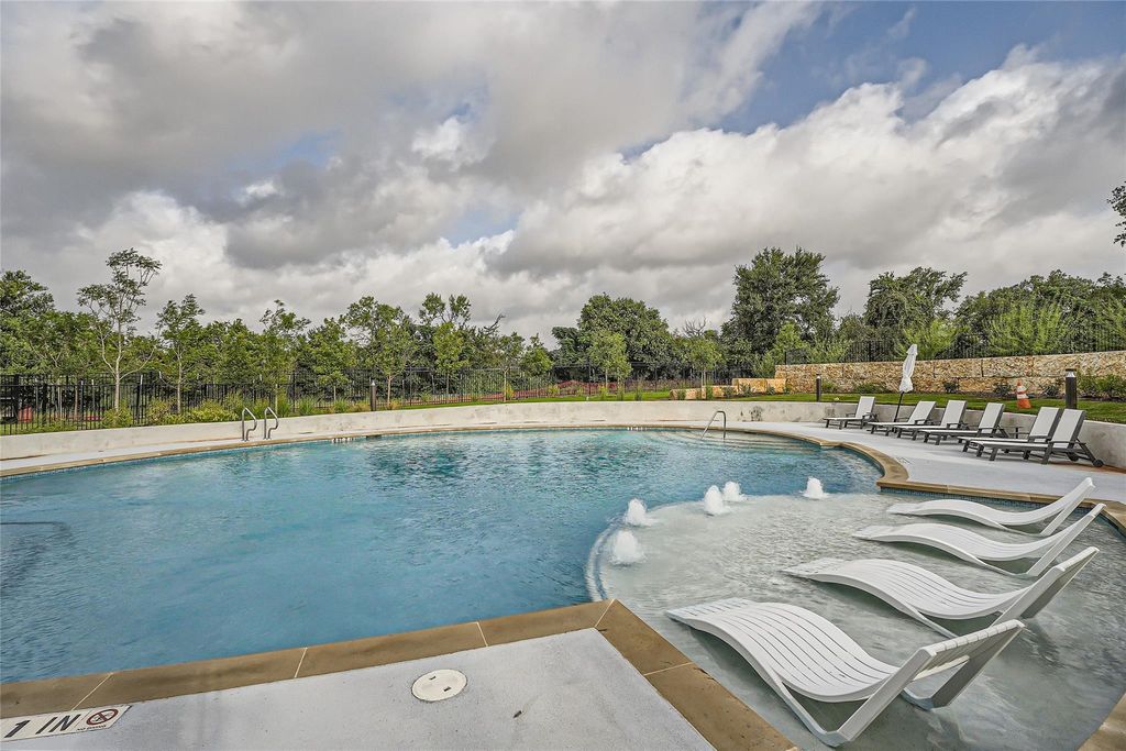 4802 S Congress Ave 305, Austin, TX 78745