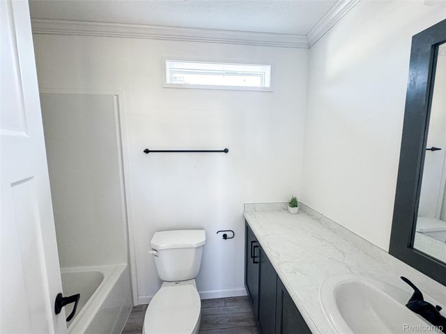 17 Sunset Lane, Fenton Charter Township, MI 48430