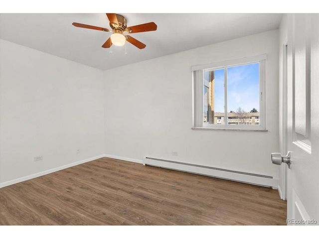 620 S Alton Way 2D, Denver, CO 80247