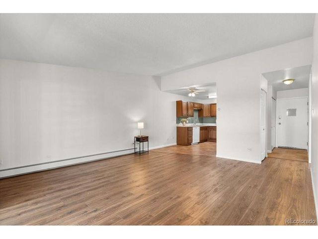 620 S Alton Way 2D, Denver, CO 80247