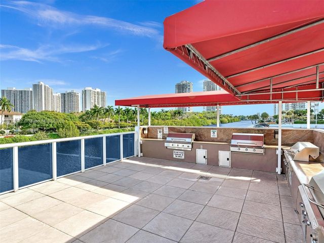 3625 N Country Club Dr 2108, Aventura, FL 33180