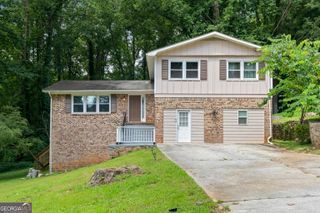 811 Corundum Court, Stone Mountain, GA 30083