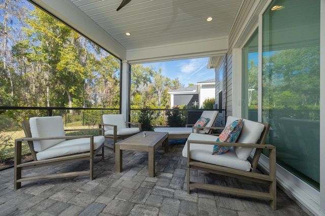 34 Arrowwood Dr, St Johns, FL 32259