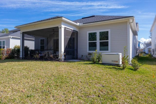 34 Arrowwood Dr, St Johns, FL 32259