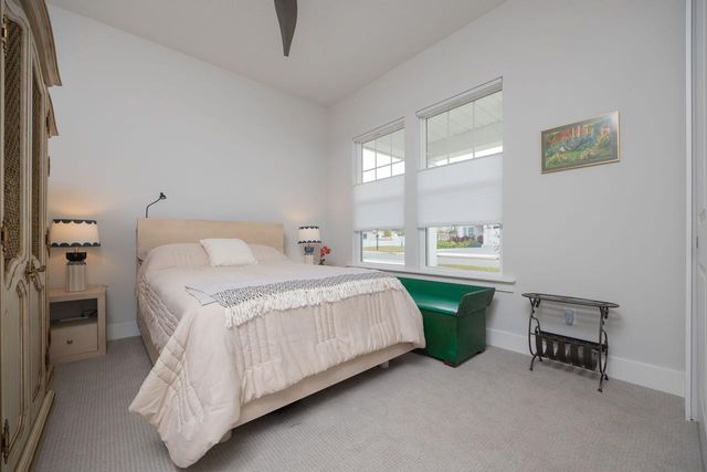 34 Arrowwood Dr, St Johns, FL 32259