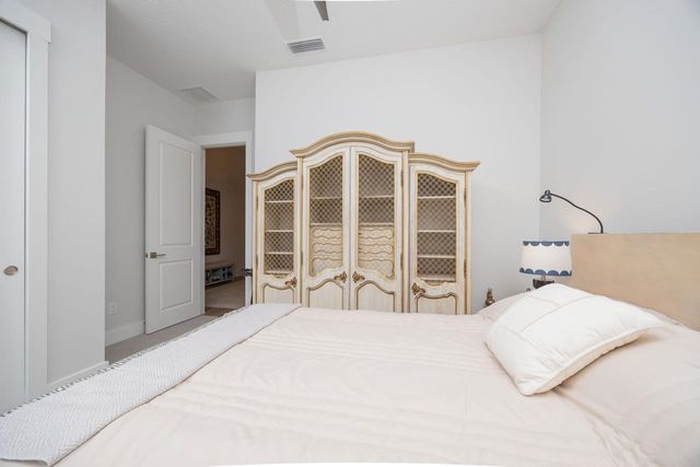 34 Arrowwood Dr, St Johns, FL 32259