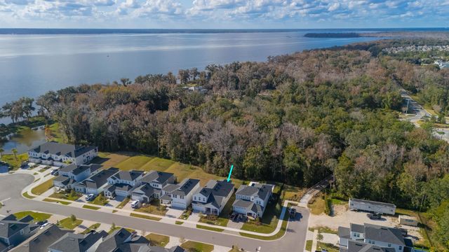 34 Arrowwood Dr, St Johns, FL 32259