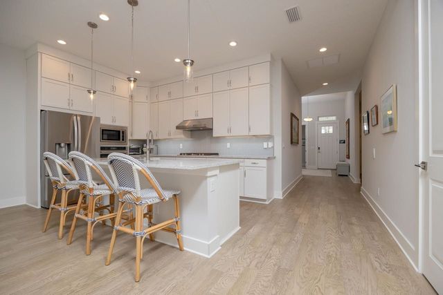 34 Arrowwood Dr, St Johns, FL 32259