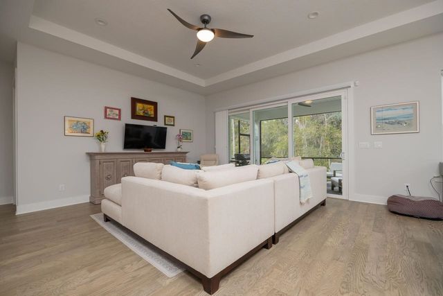 34 Arrowwood Dr, St Johns, FL 32259