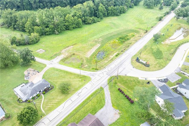 100 Park Avenue, South Franklin, PA 15301