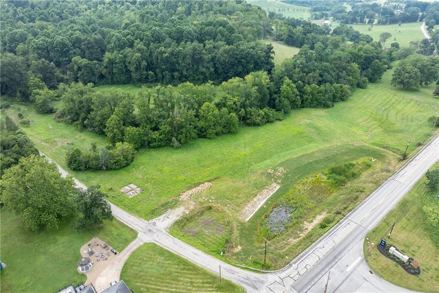 100 Park Avenue, South Franklin, PA 15301