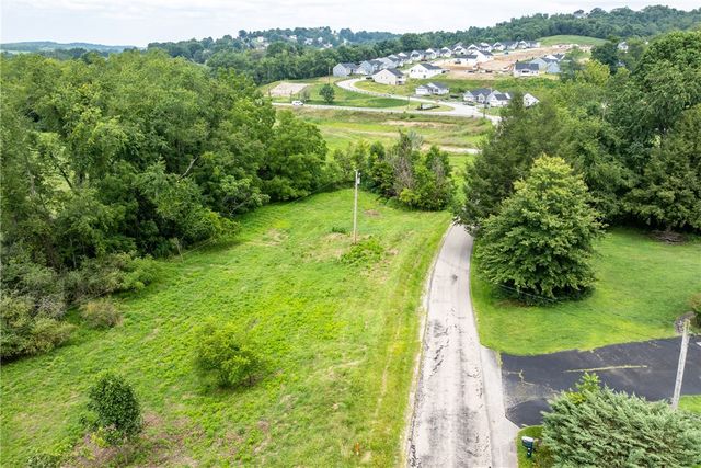 100 Park Avenue, South Franklin, PA 15301