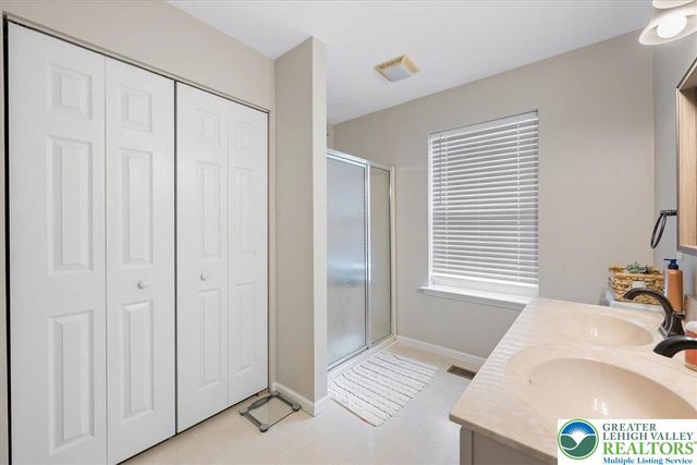 6909 Hunt Drive, Macungie Boro, PA 18062