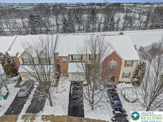 6909 Hunt Drive, Macungie Boro, PA 18062