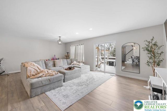 6909 Hunt Drive, Macungie Boro, PA 18062