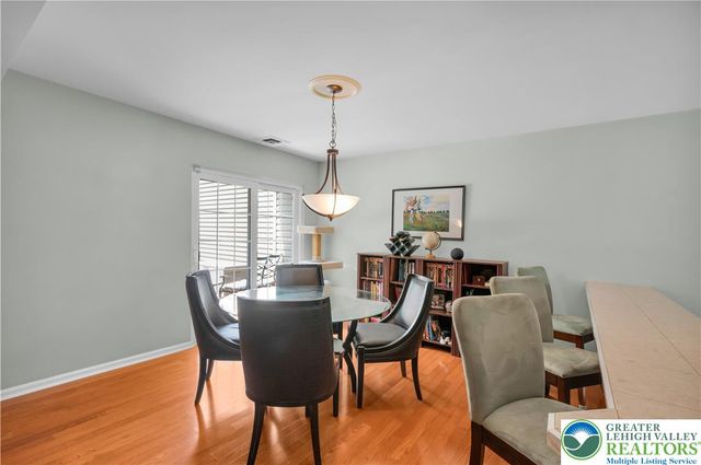 324 Tamarack Drive, South Whitehall Twp, PA 18104
