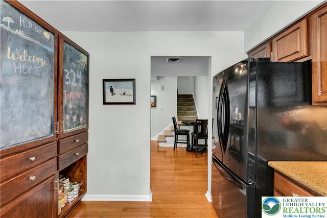 324 Tamarack Drive, South Whitehall Twp, PA 18104