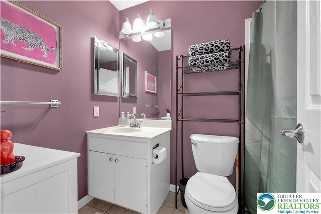 324 Tamarack Drive, South Whitehall Twp, PA 18104