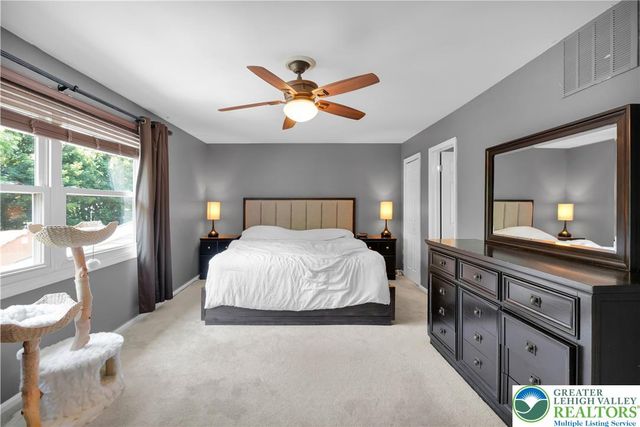 324 Tamarack Drive, South Whitehall Twp, PA 18104