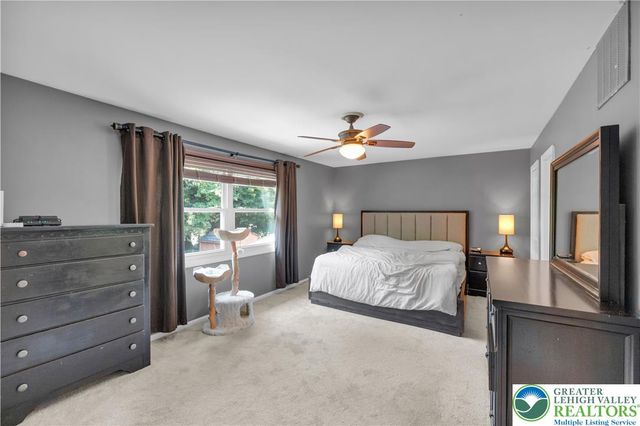324 Tamarack Drive, South Whitehall Twp, PA 18104