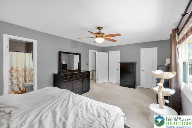 324 Tamarack Drive, South Whitehall Twp, PA 18104