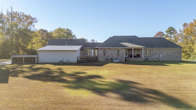 6170 Hwy 226, Savannah, TN 38372