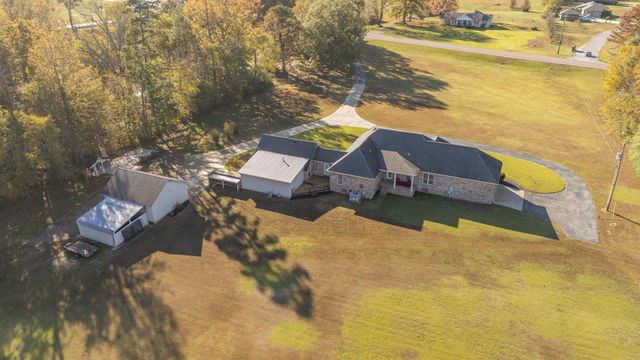 6170 Hwy 226, Savannah, TN 38372