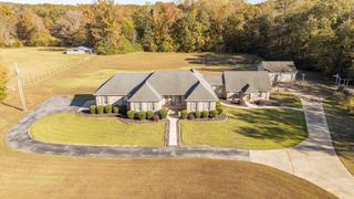 6170 Hwy 226, Savannah, TN 38372