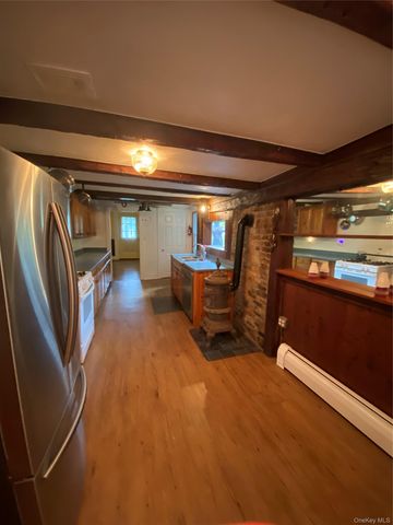 936 Goshen Turnpike, Circleville, NY 10919