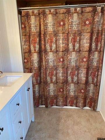 936 Goshen Turnpike, Circleville, NY 10919