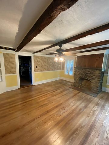 936 Goshen Turnpike, Circleville, NY 10919