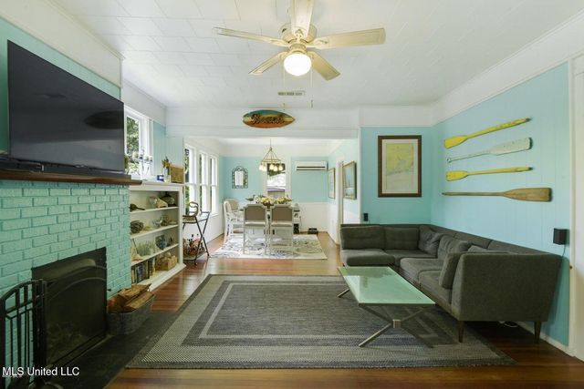 828 Woodward Avenue, Gulfport, MS 39501