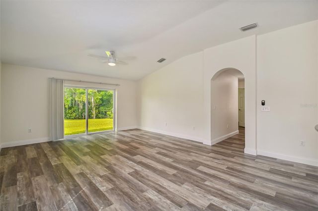 6401 PINE TOP WAY, Wesley Chapel, FL 33545