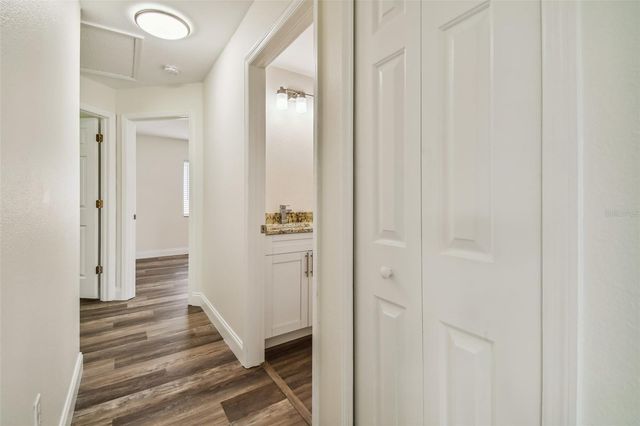 6401 PINE TOP WAY, Wesley Chapel, FL 33545