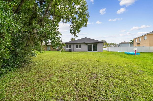 6401 PINE TOP WAY, Wesley Chapel, FL 33545