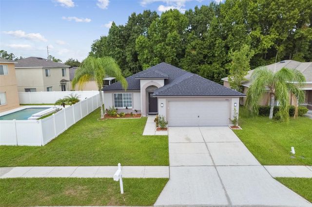 6401 PINE TOP WAY, Wesley Chapel, FL 33545
