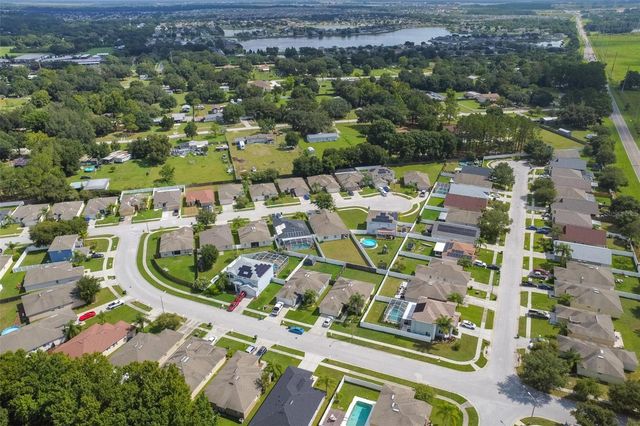 6401 PINE TOP WAY, Wesley Chapel, FL 33545