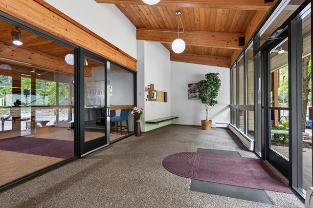 12600 Parkwood Drive 110, Burnsville, MN 55337