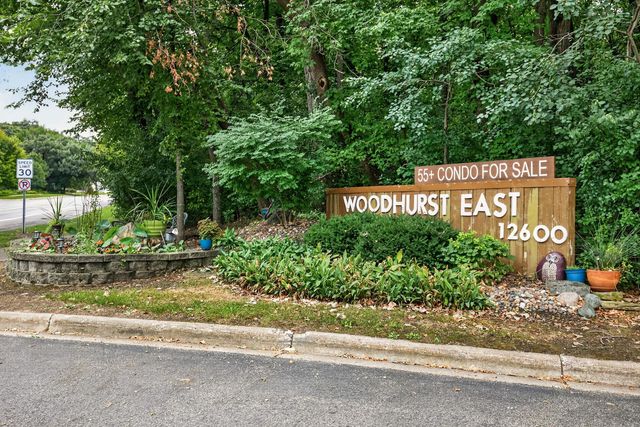 12600 Parkwood Drive 110, Burnsville, MN 55337