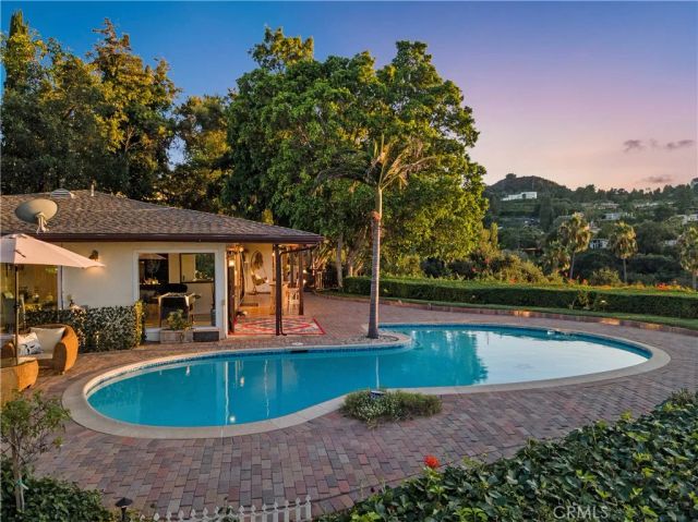 3701 Royal Meadow, Sherman Oaks, CA 91403