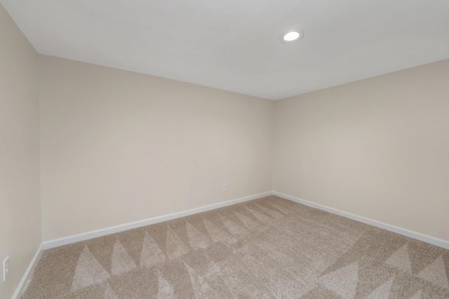 2122 N Erie Ave, Wichita, KS 67214