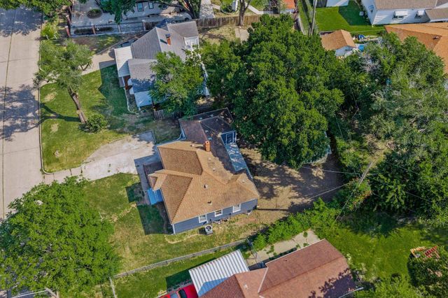 2122 N Erie Ave, Wichita, KS 67214